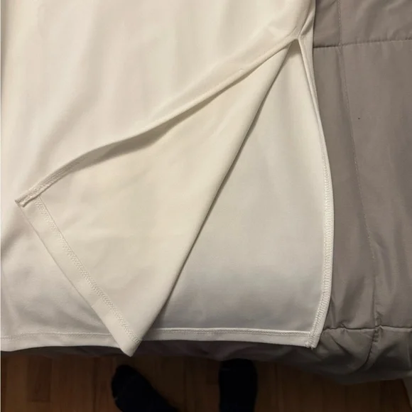 Windsor sleeveless white dress with side split and Cris’s Cris’s in the back. - Picture 2 of 9